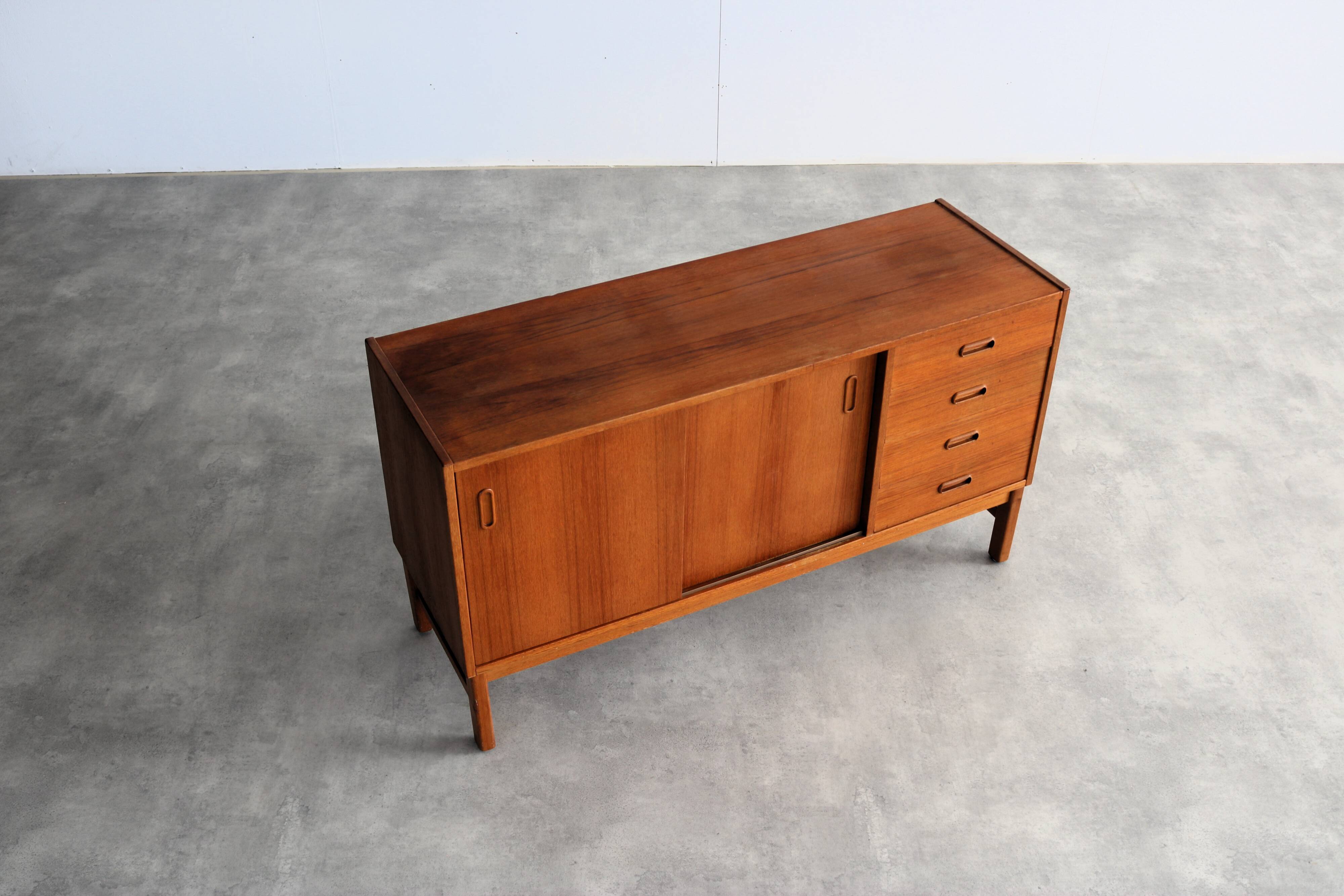 Vintage sideboard | dresser | teak | 60s | sweden