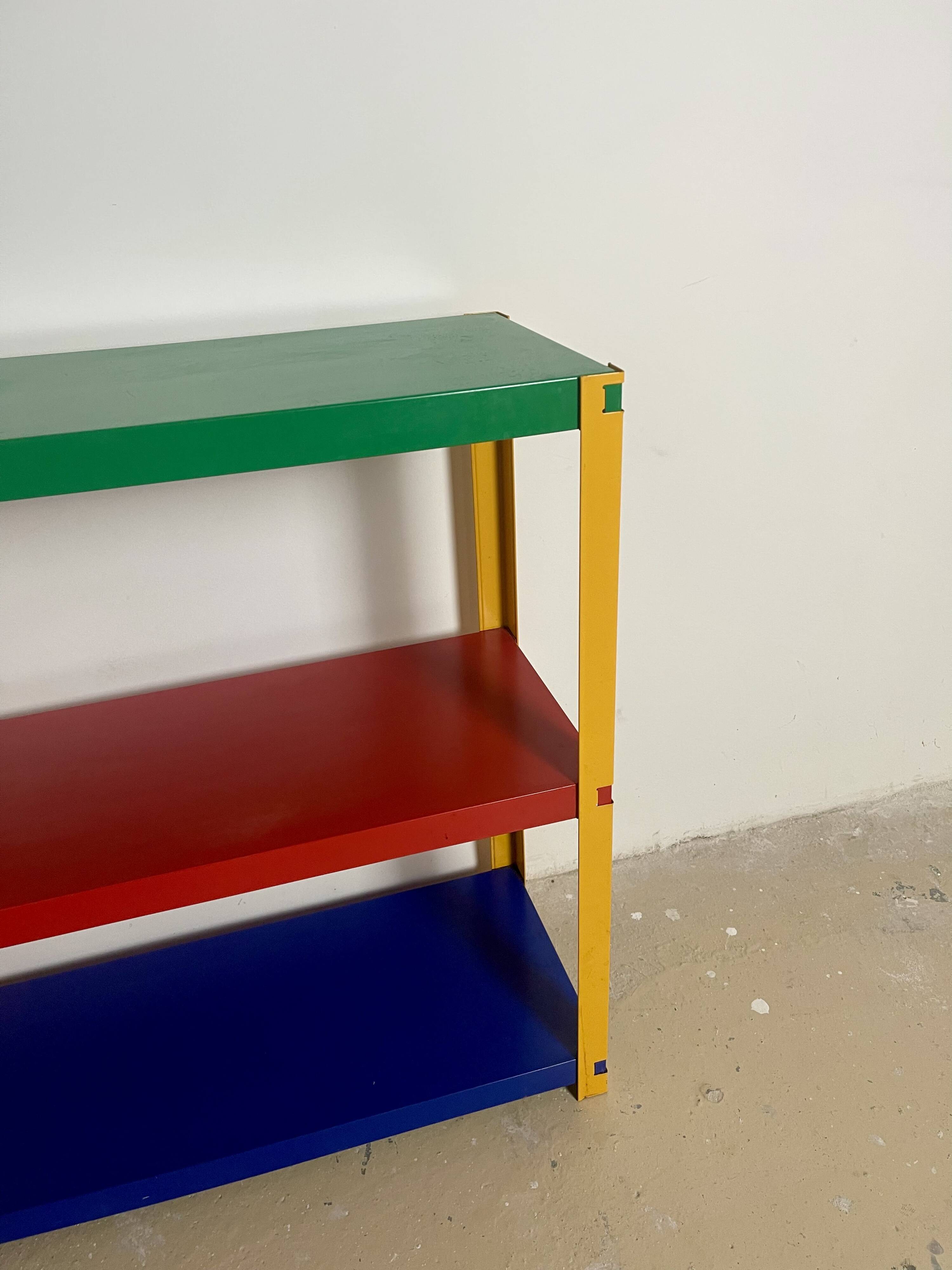 Memphis shelves from the 1980s