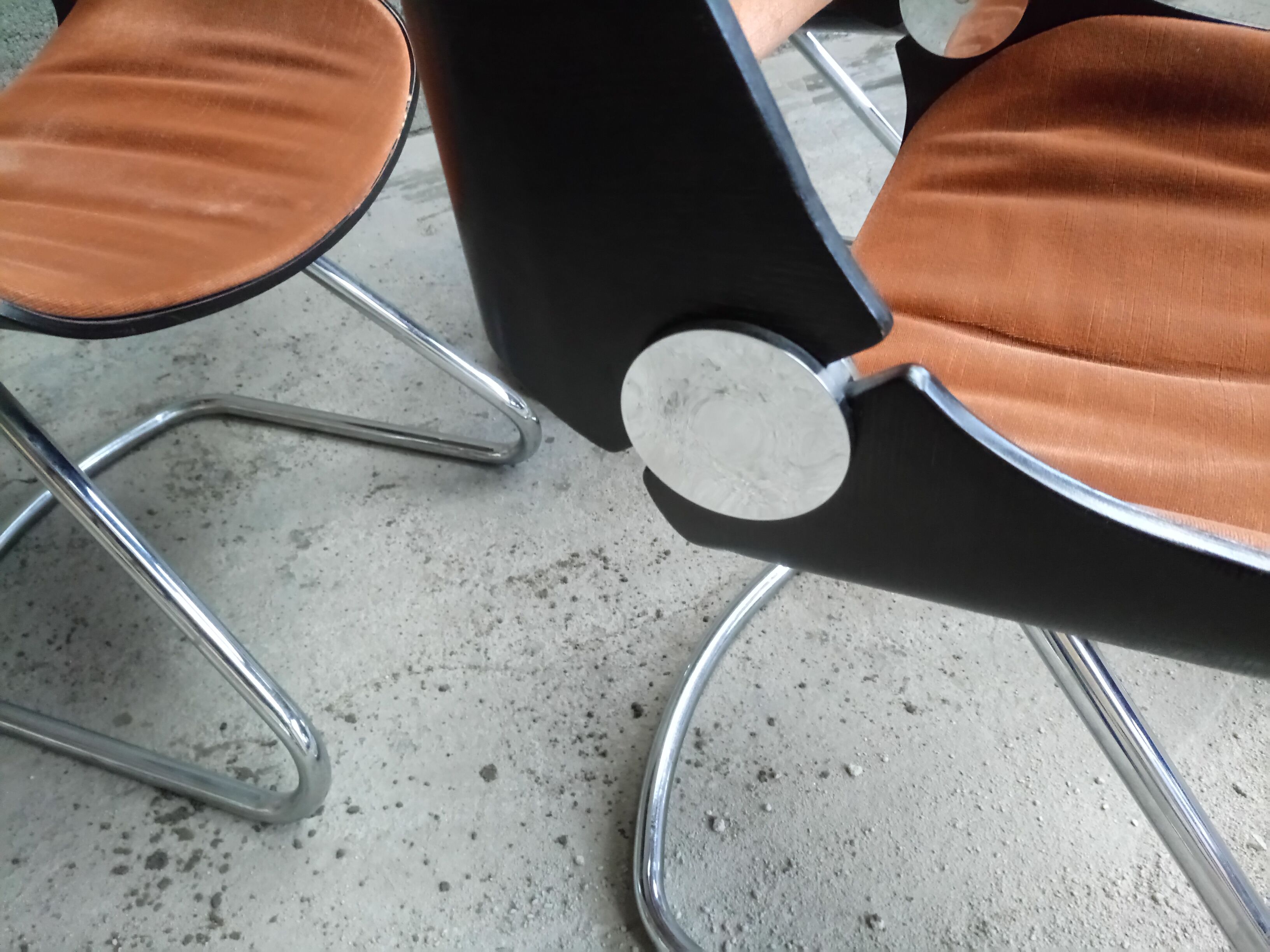 Four chairs 70