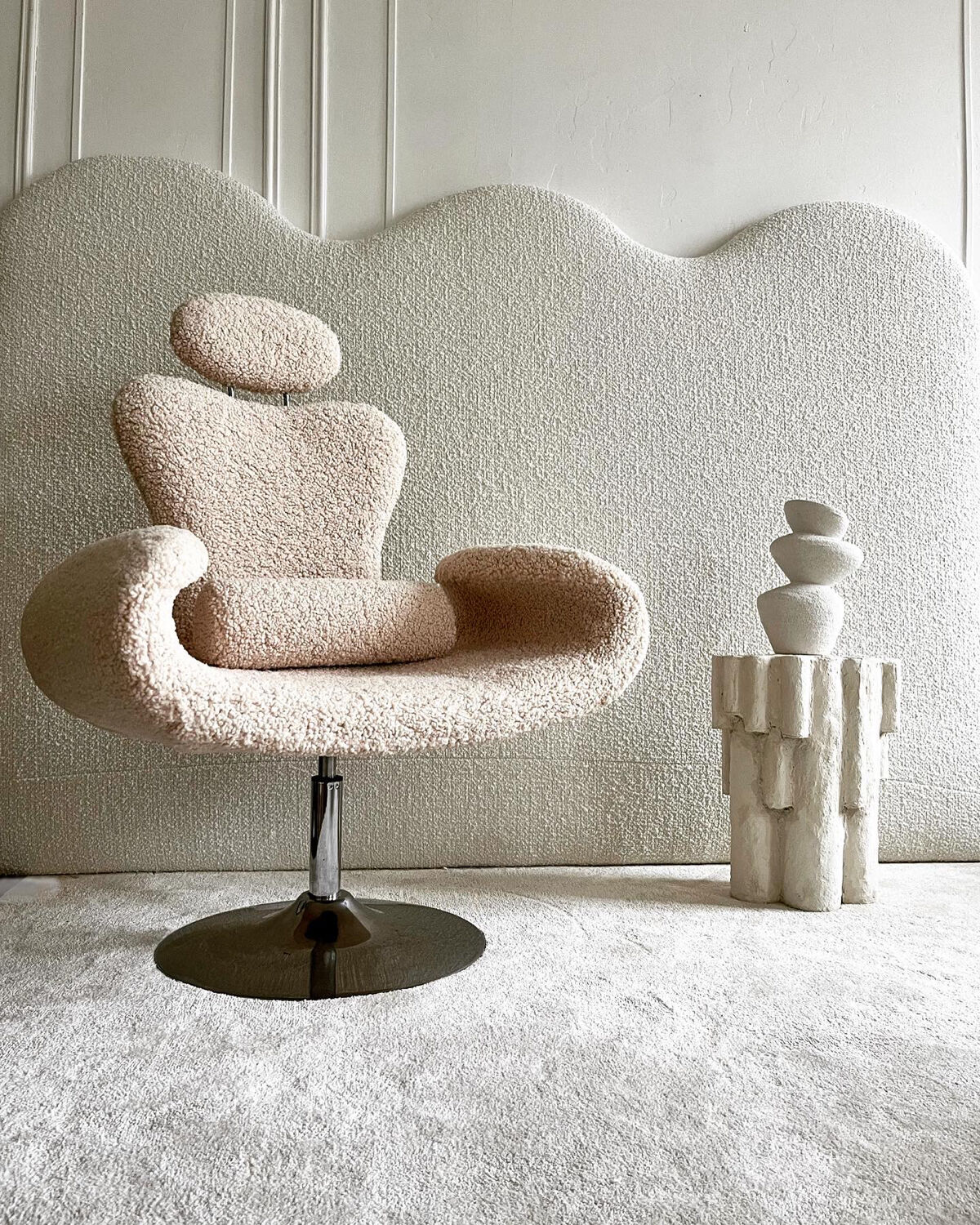 Vintage design armchair