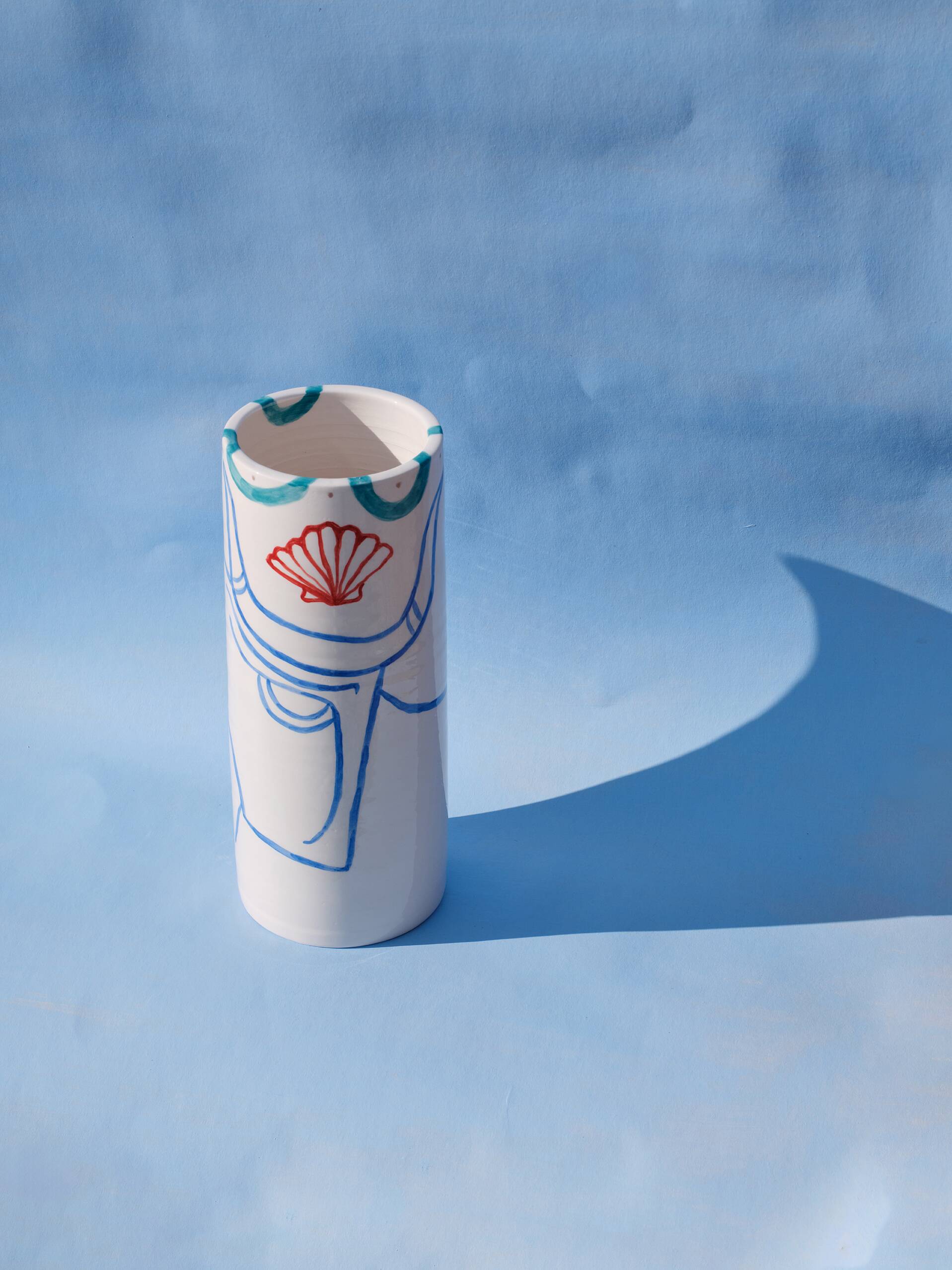 White taurus - ceramic vase