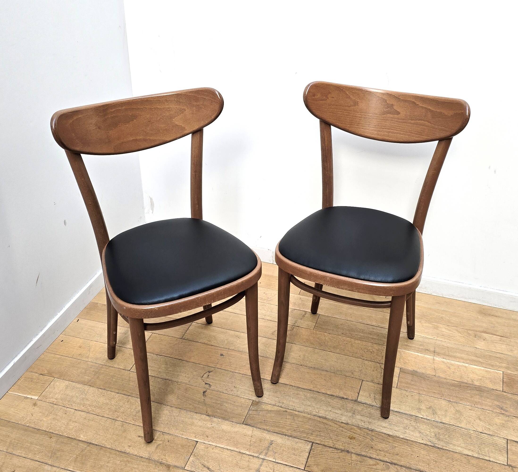 Pair of Banana bistro chairs, TON