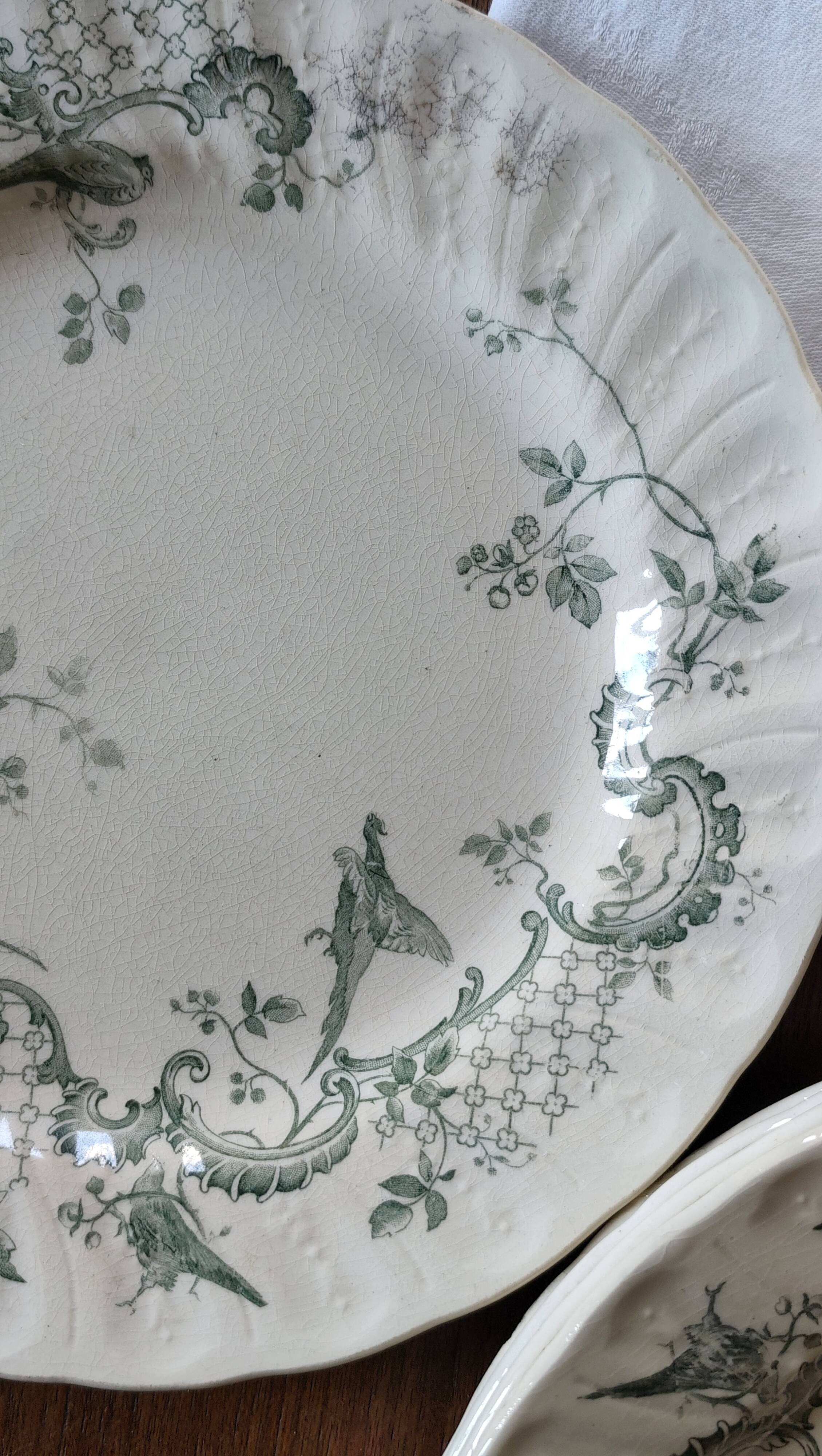 Set of 7 Lauzun Gien ironstone plates