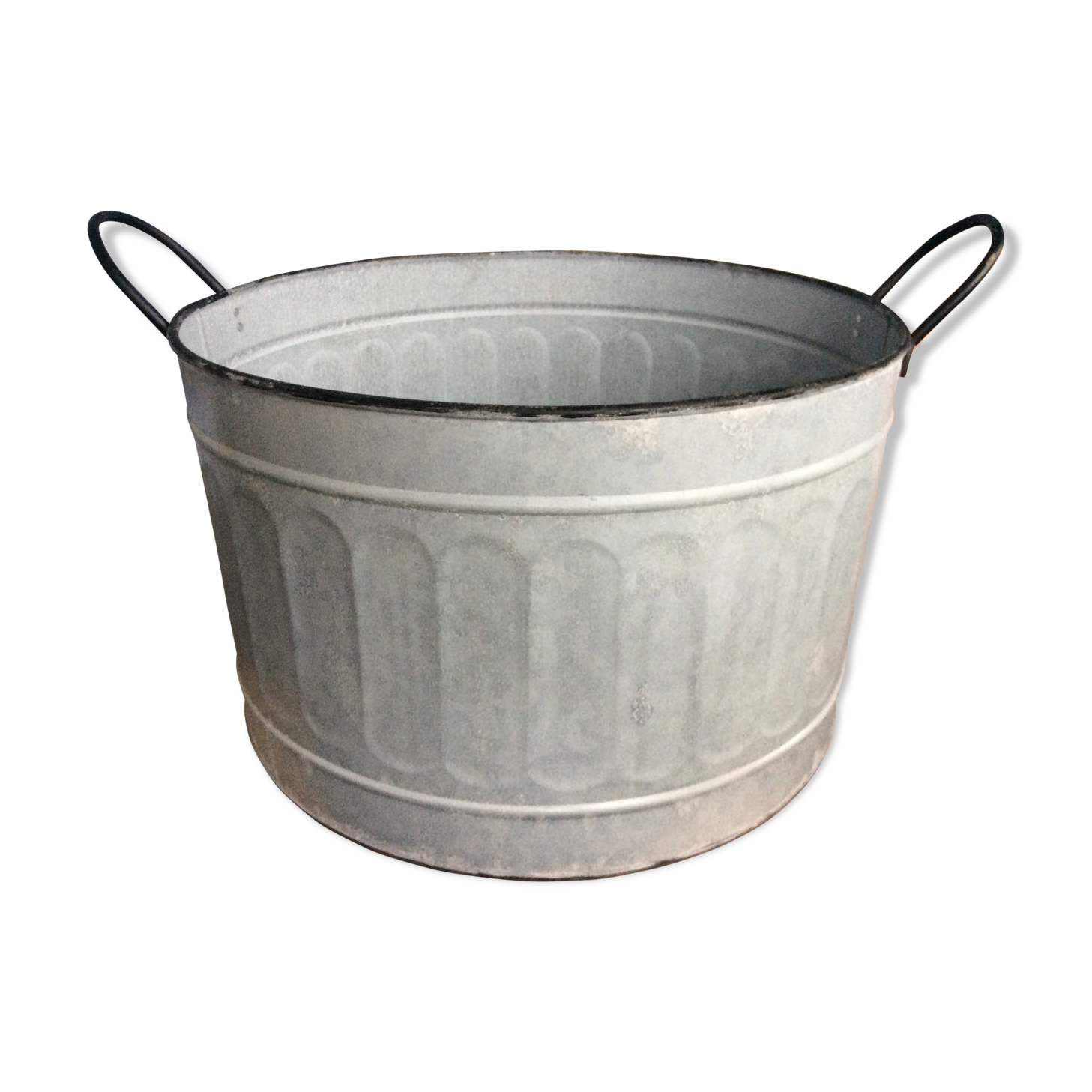Zinc washtub metal basin