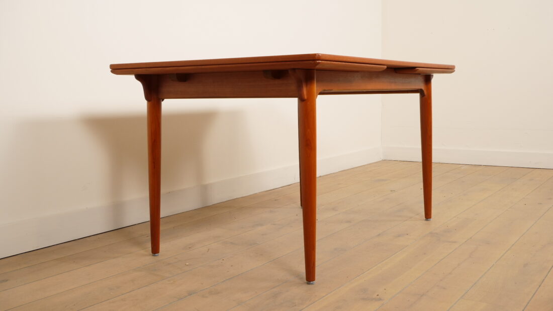 Vintage dining table | Omann Jun No. 50 | Teak | Extendable