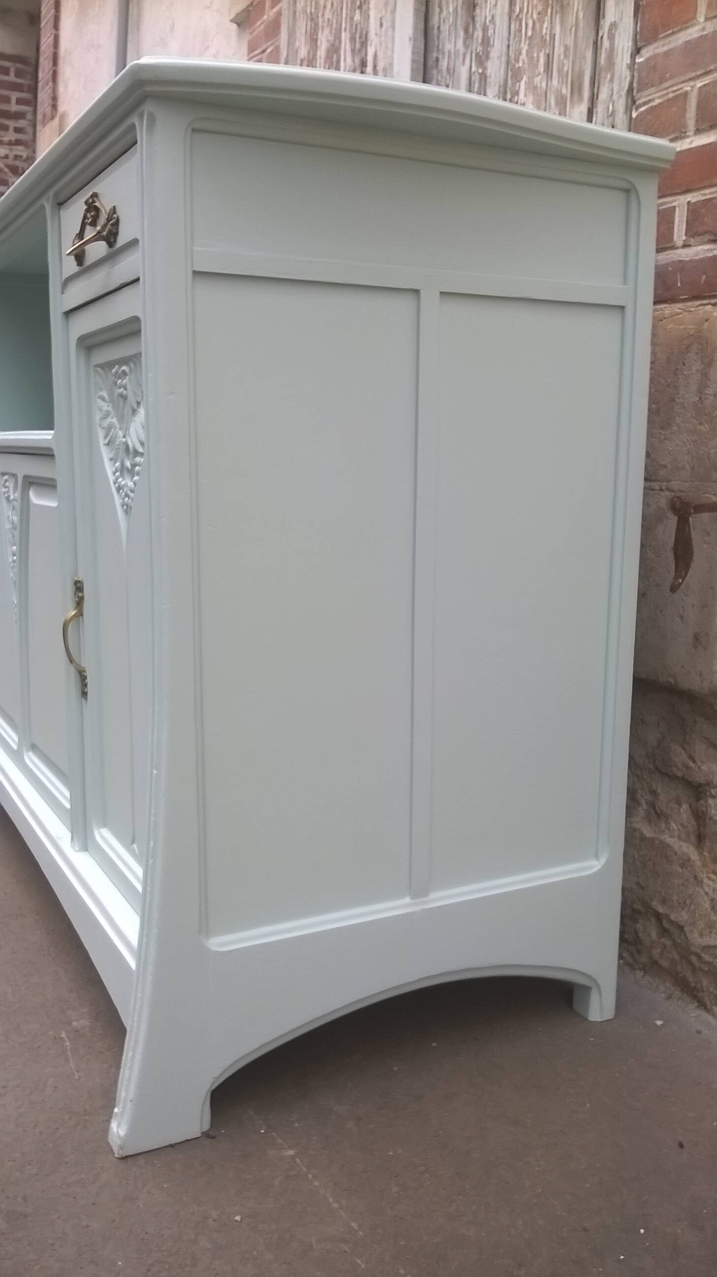 1930s Art Nouveau buffet