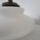 Suspension en opaline et teck