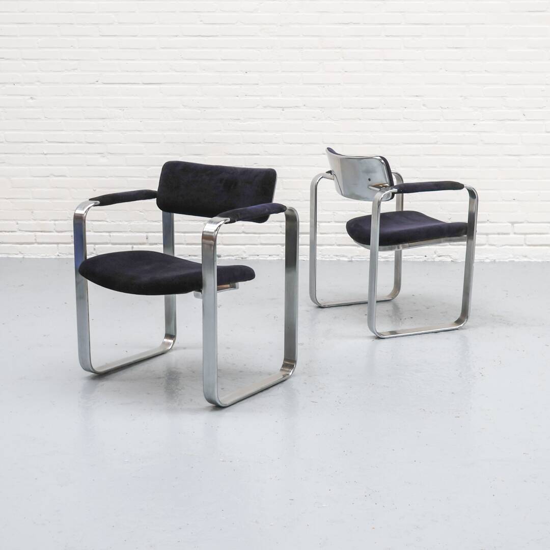 Lot de 4 chaises argentées Eero Aarnio