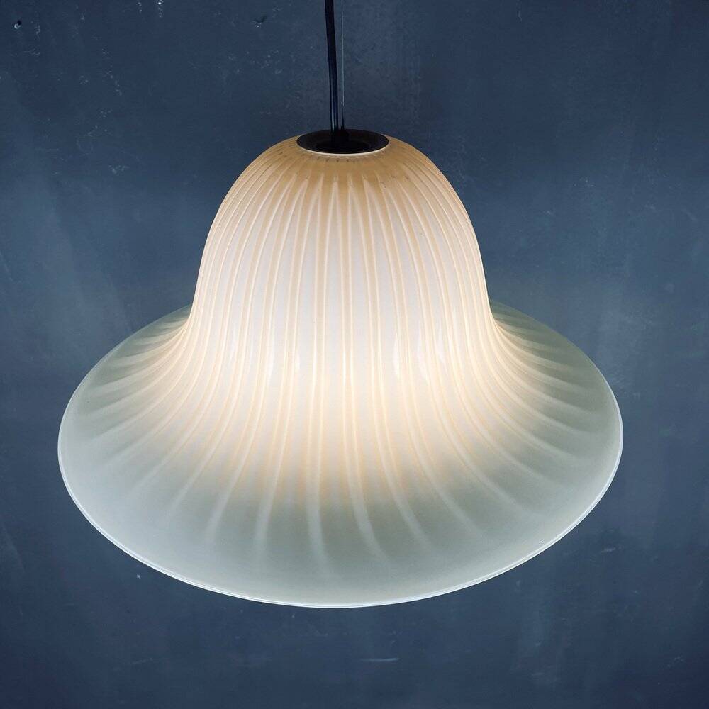 Vintage Murano glass tulip pendant lamp, Italy, 1970s.