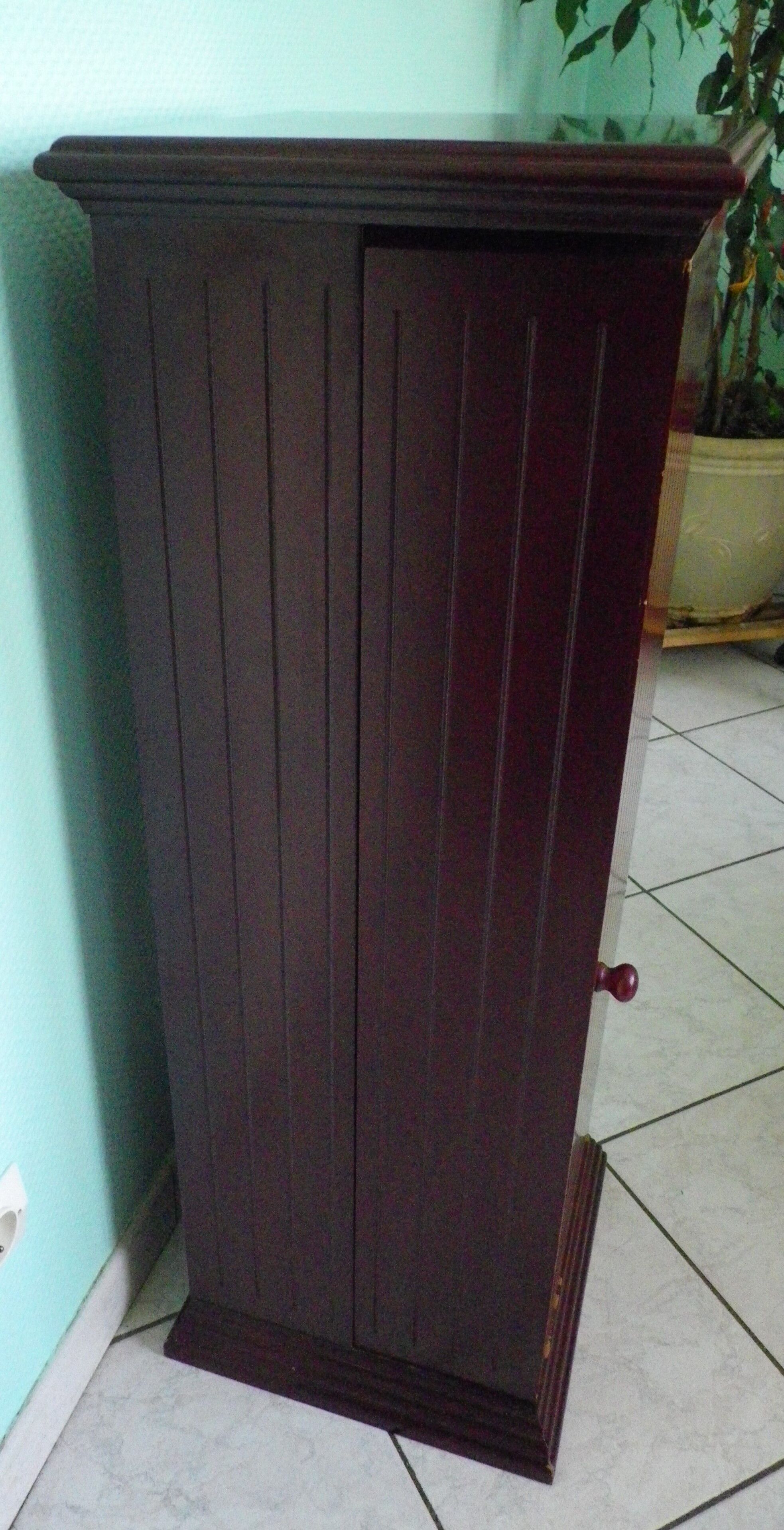 Wooden extra cabinet (selette), 2 interior storage spaces with 6 modular shelves