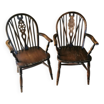 Pair of vintage Ercol Windsor model chairs