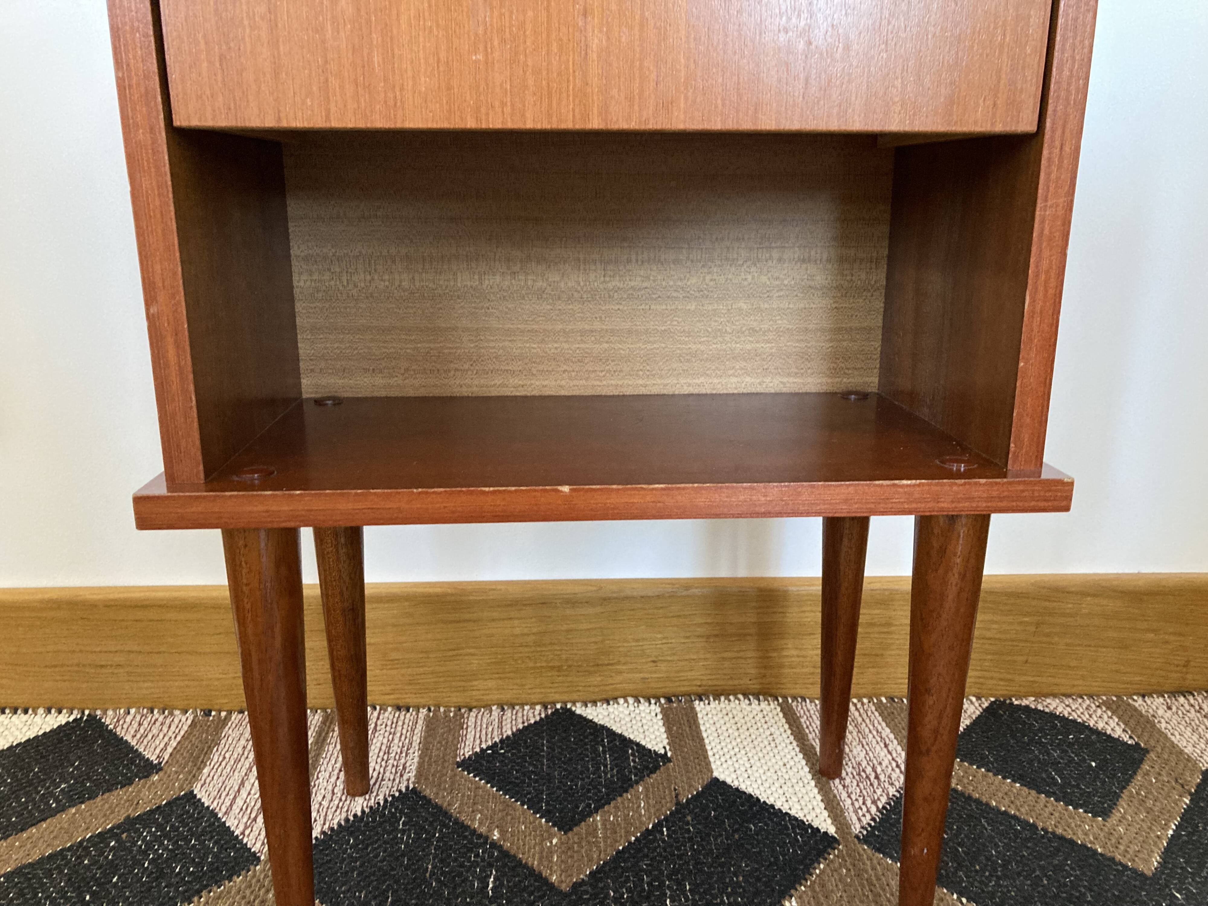 Bedside table compass legs