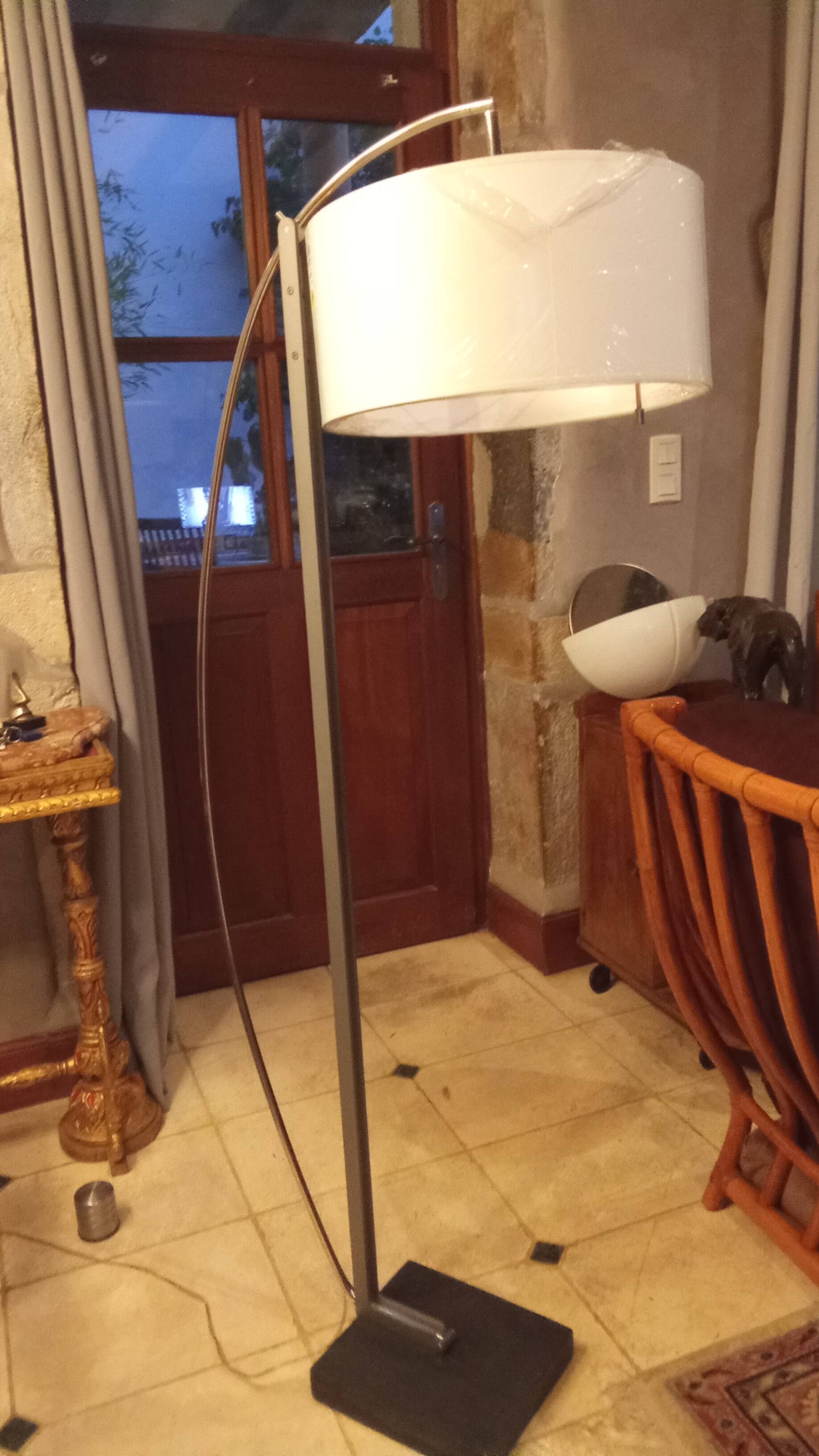 "Mama" floor lamp. Ligne Roset.