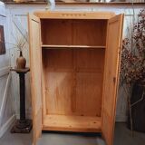Armoire vintage