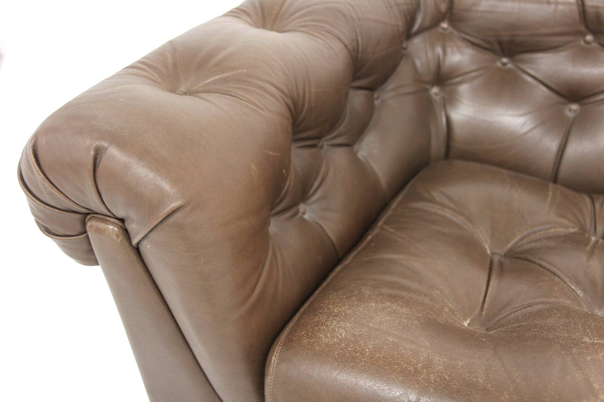 Vintage "Chesterfield" leather sofa, Sweden, 1970s