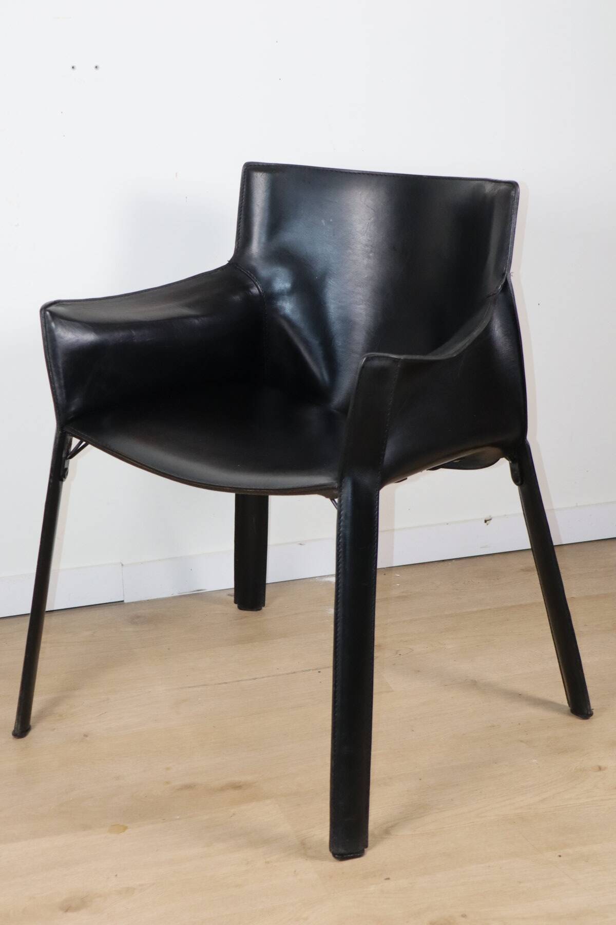 Fauteuil vintage en cuir noir - Années 80