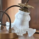 Double suspension with tulip lampshades and gold finishes