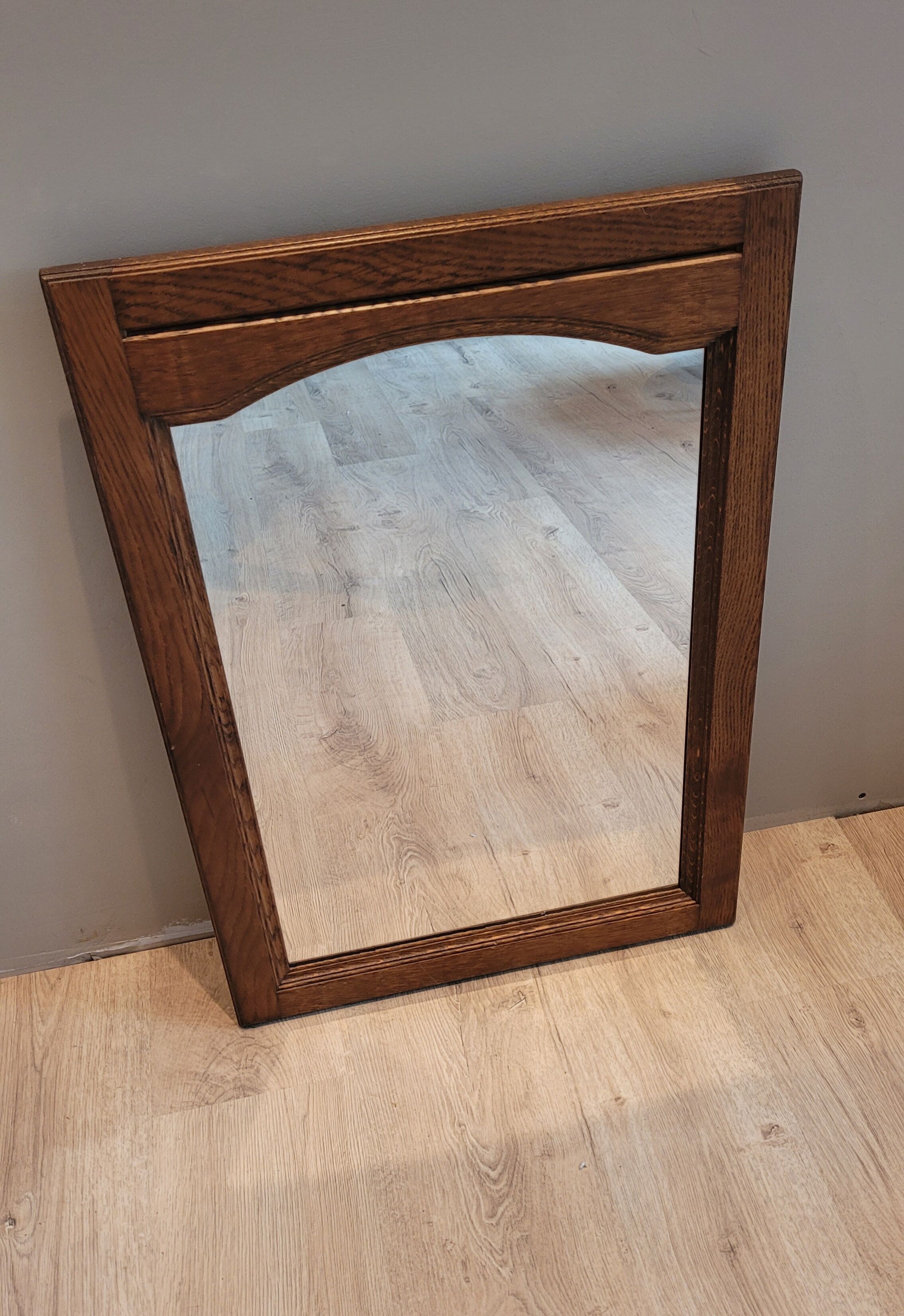 Miroir bois moustache