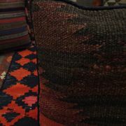 Housse de coussin en laine orientale faite à la main