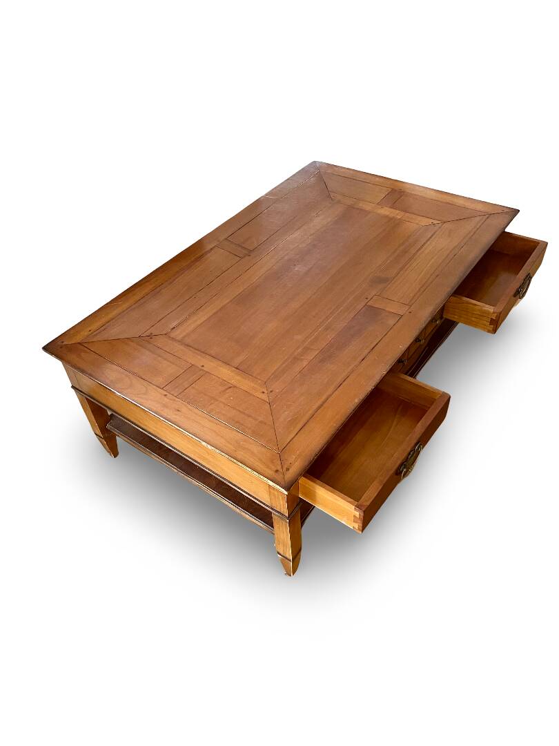 Coffee table in solid cherry wood