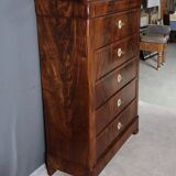Chiffonnier en ronce d’acajou, époque Restauration – Début XIXe