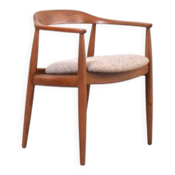 Danish armchair from the mid-century by Illum Wikkelsø for Niels Eilersen, 1960s.