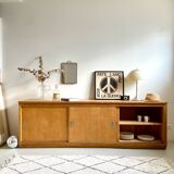 Meuble de métier de chapelière – Enfilade vintage restaurée