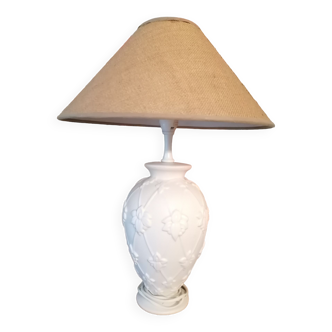 Ceramic feet lamp carved floral motif