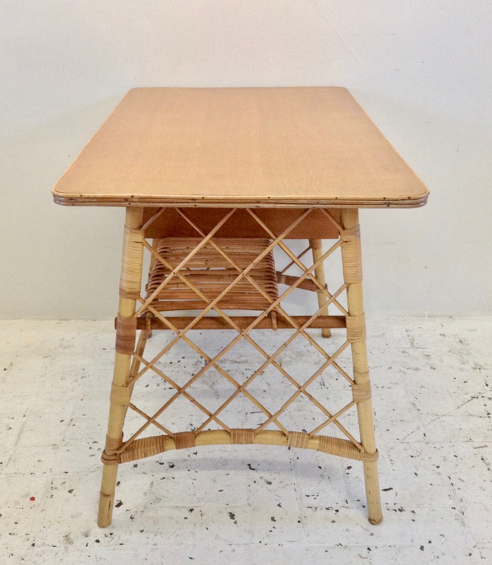 Bureau en rotin