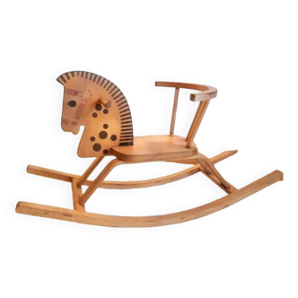 Cheval à bascule vintage en bois