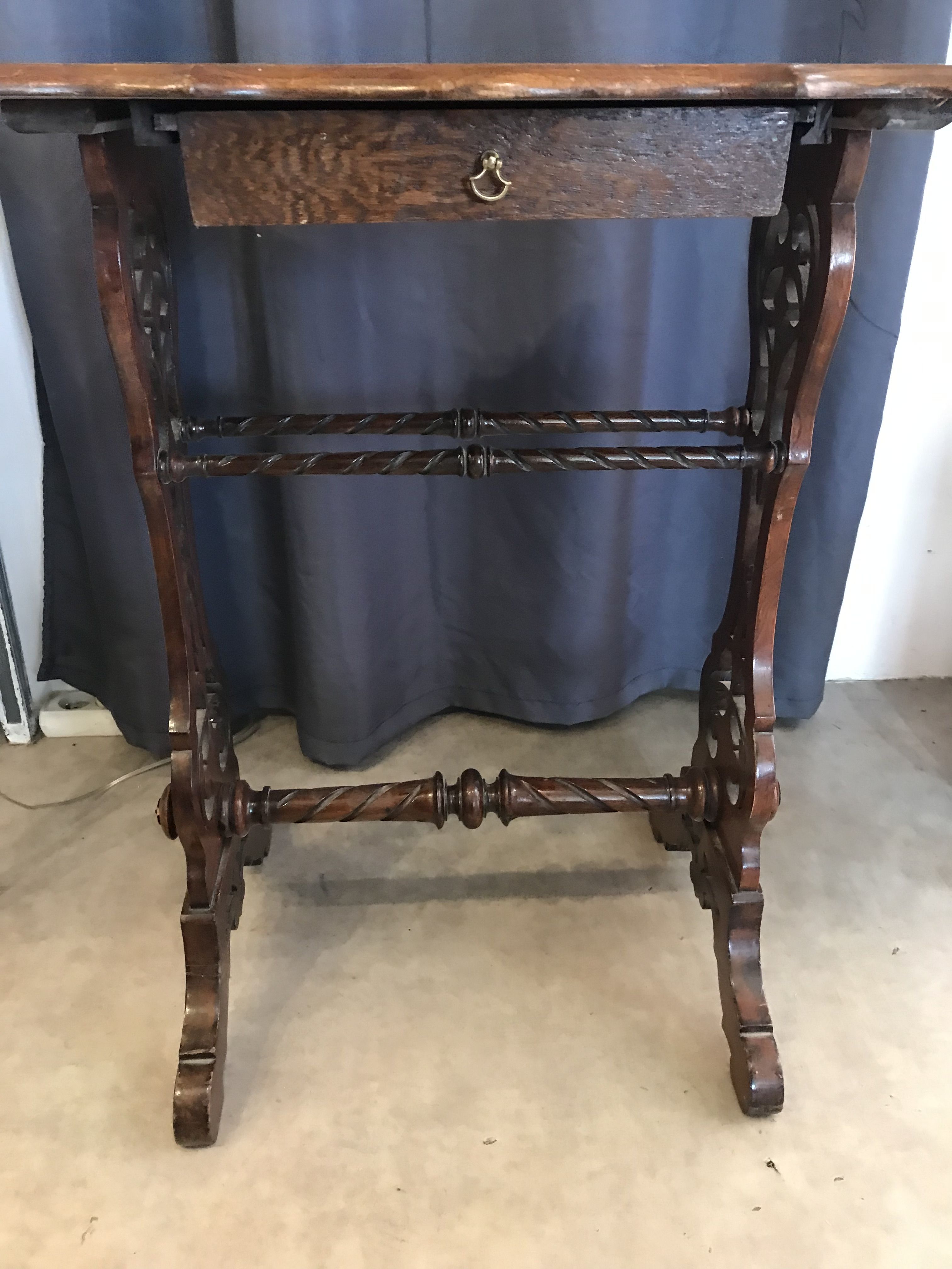 Art nouveau mahogany table with cut-out top