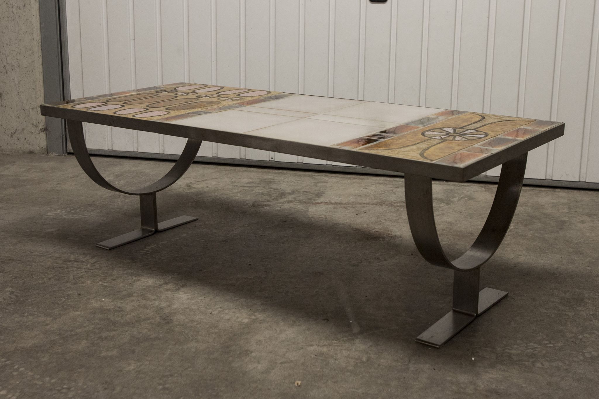 Ceramic coffee table and brushed steel Roche Bobois design Gregorieff 70s, 108x47cm