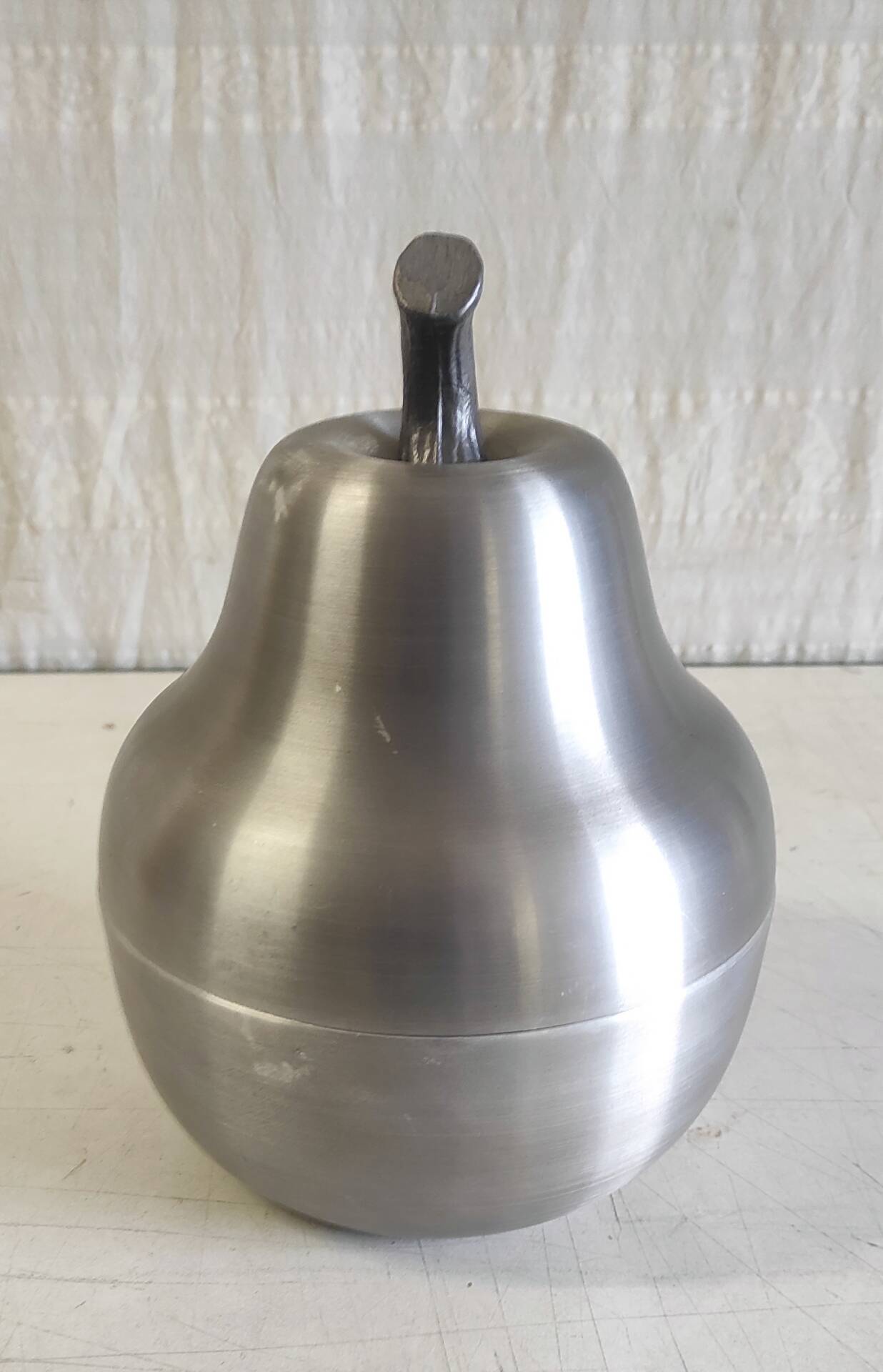 Seau à glaçons - Poire en métal brossé - années 70