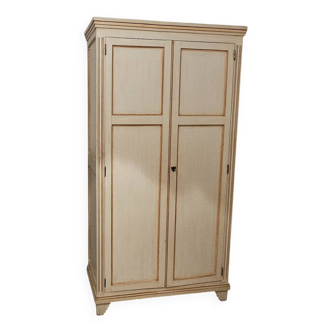 Armoire bois peint