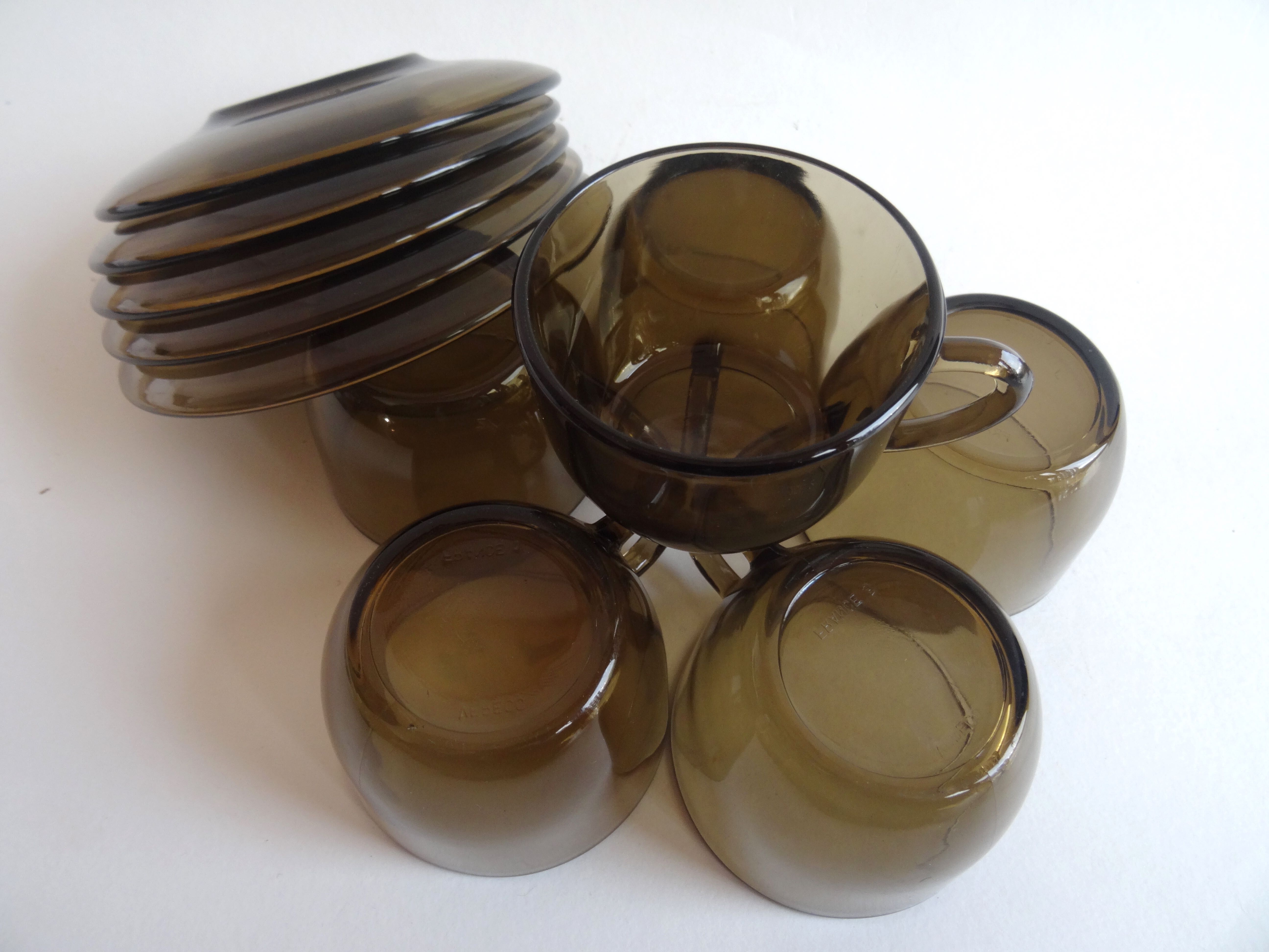 Brown Vereco coffee cups
