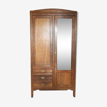 Armoire des années 1930s