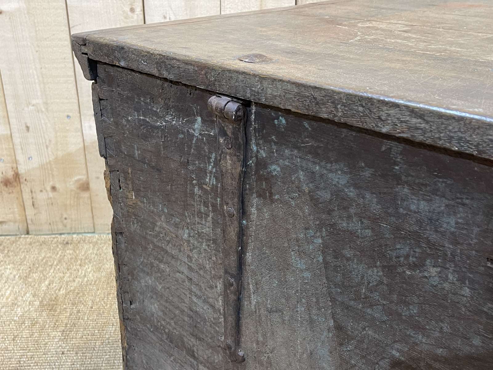 Chest of the seventeenth century in oak and fir