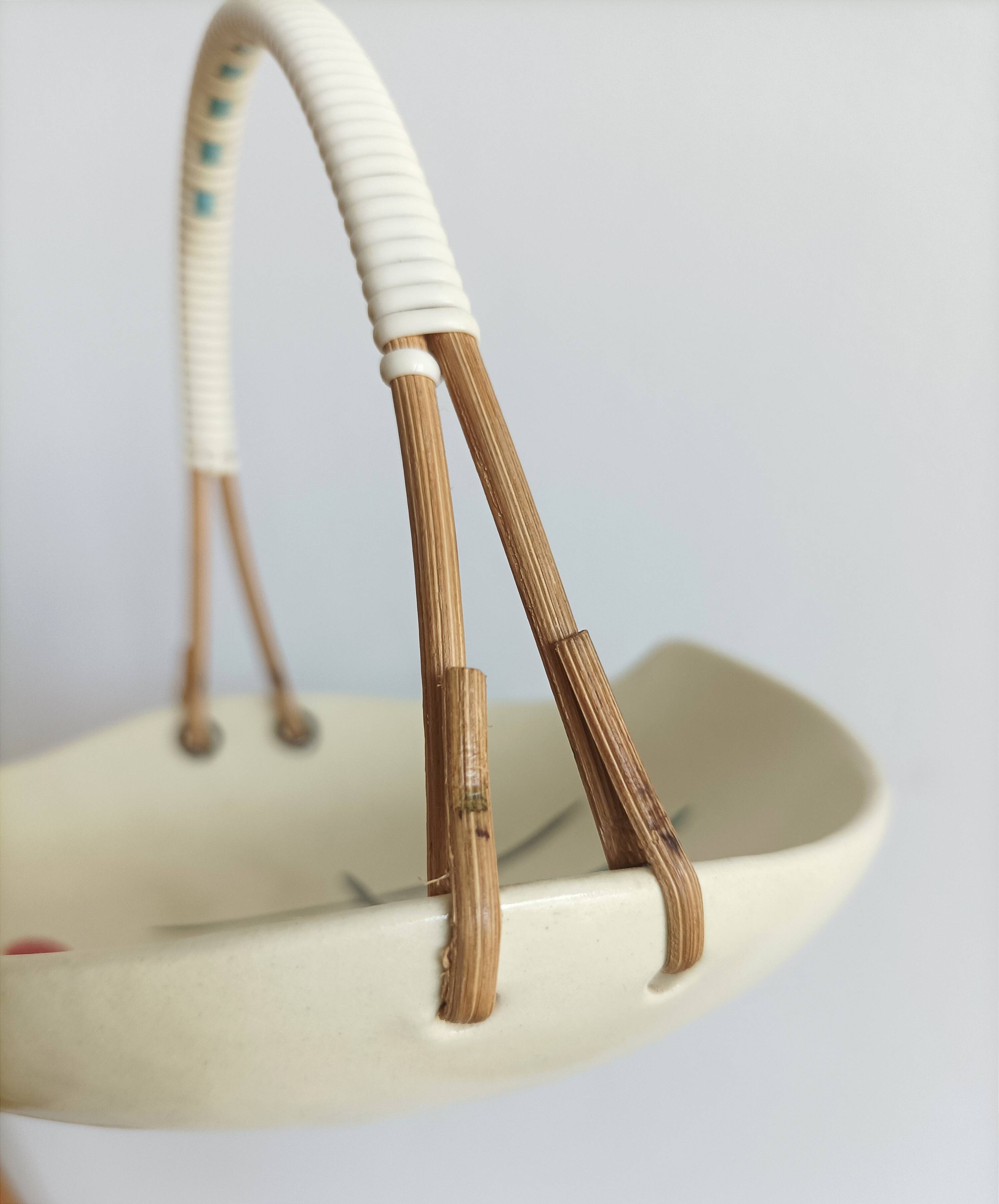 Ceramic and wicker covered scoubidou bowl, 60s