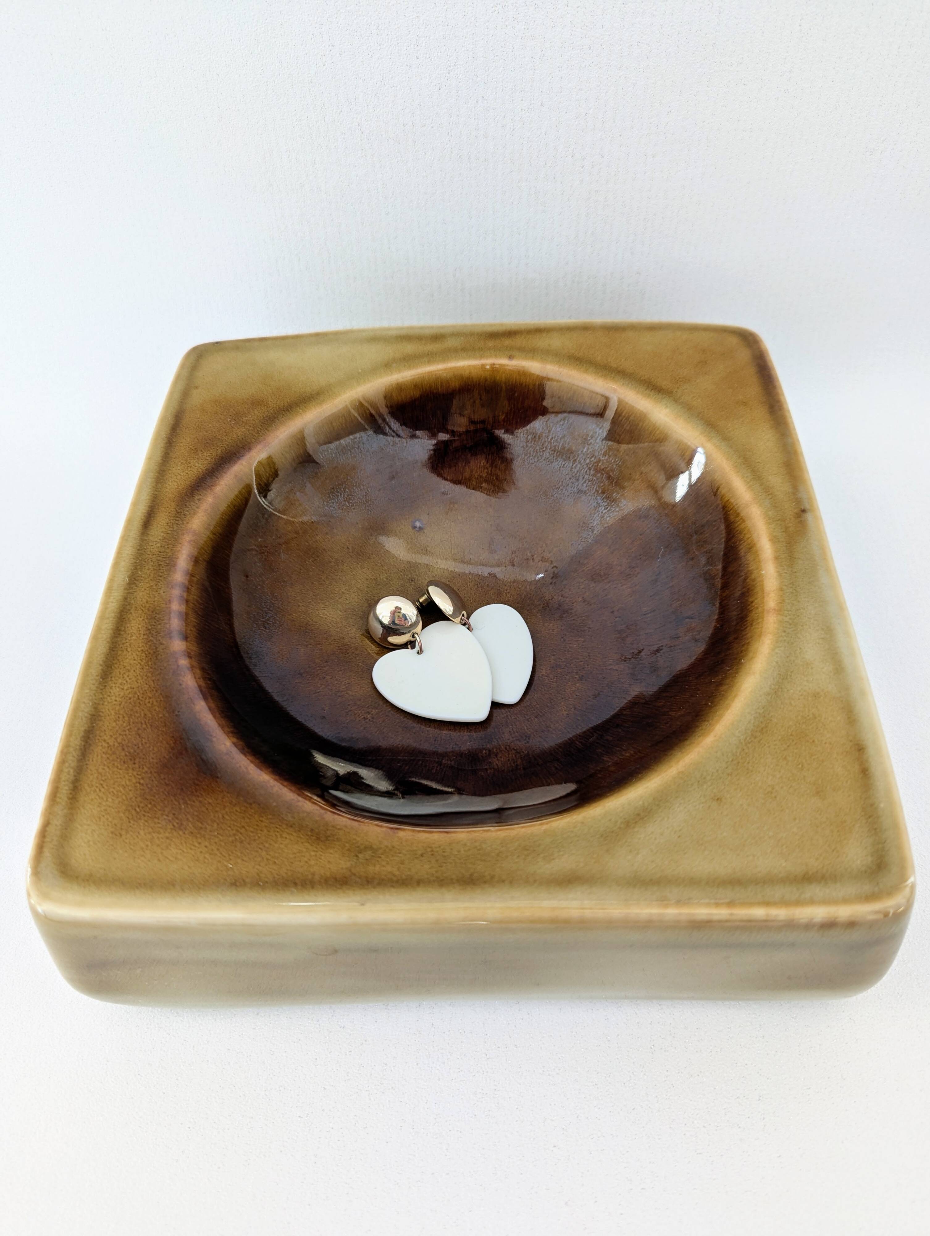 Vintage Virebent porcelain empty pocket