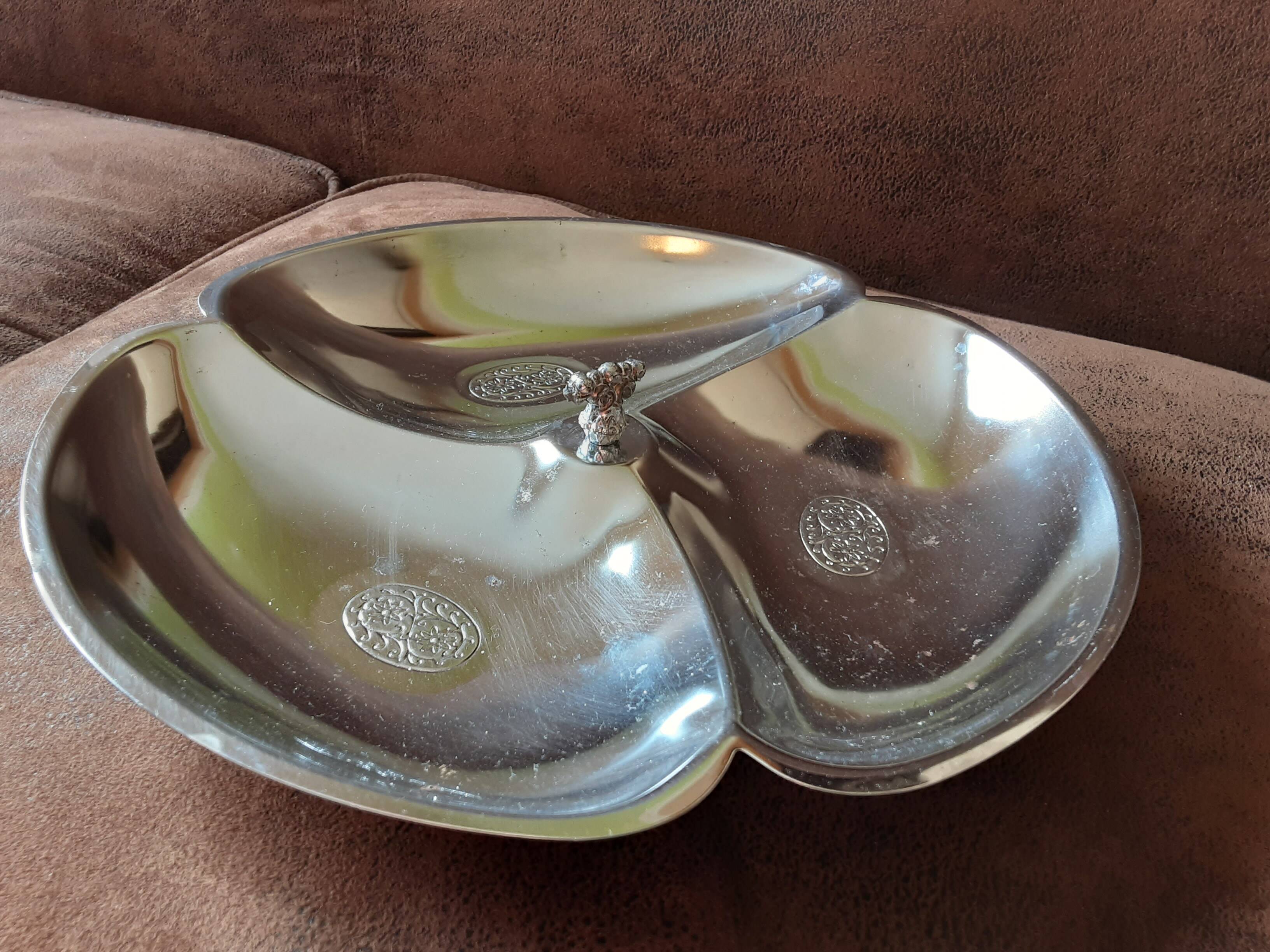 Original stainless steel dish