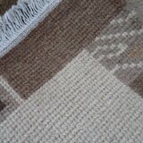 Tapis vintage tibétain Khaden fait main en laine – 64 x 124 cm  Années 1970