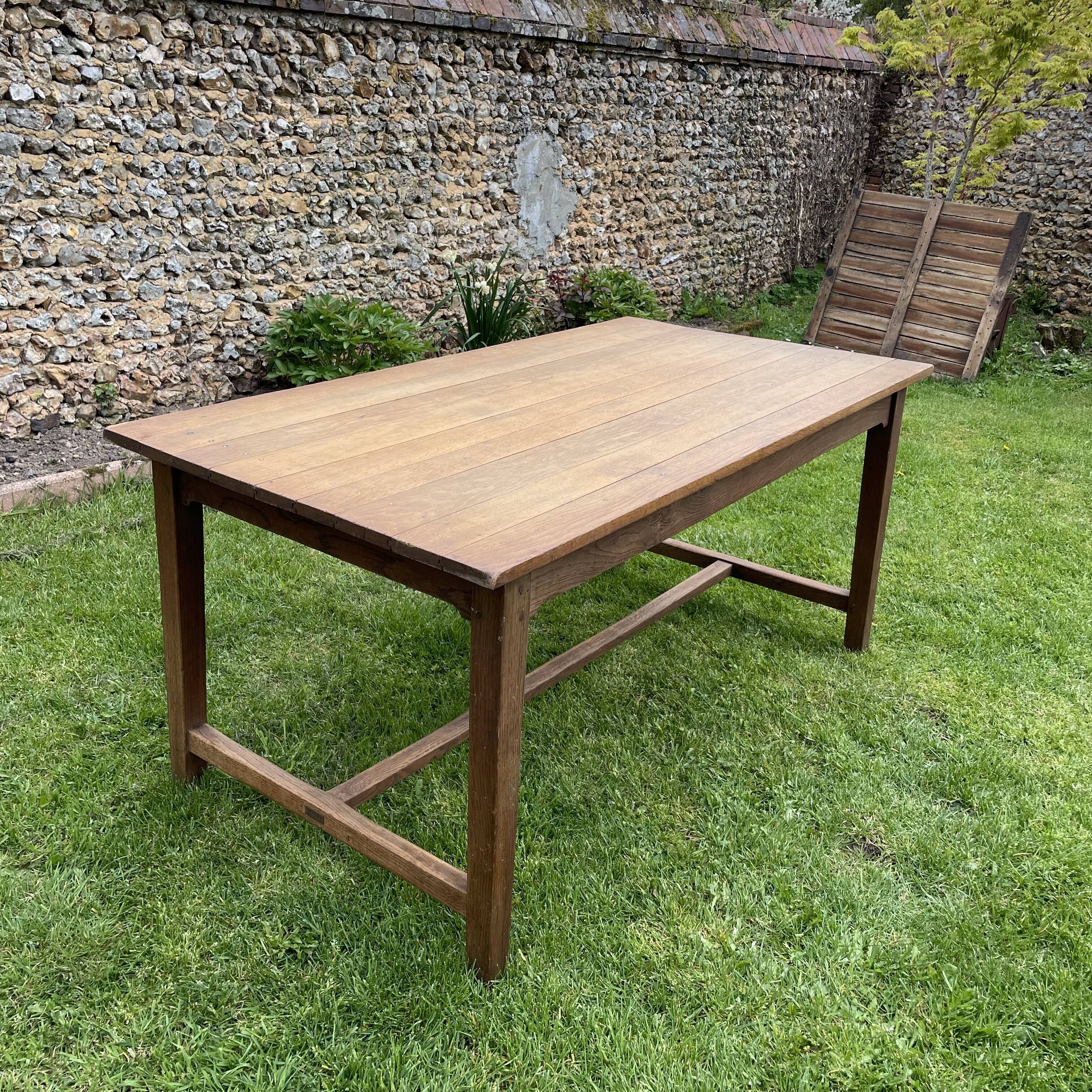 Vintage solid oak farmhouse table 6-8 people