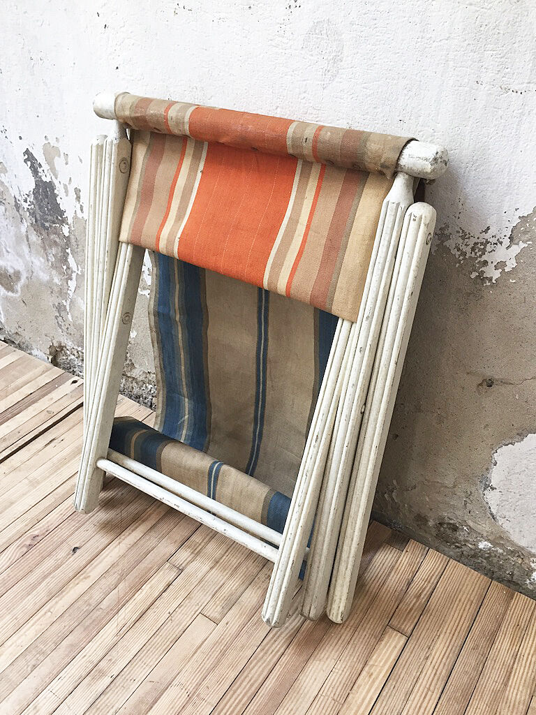 Folding garden chair