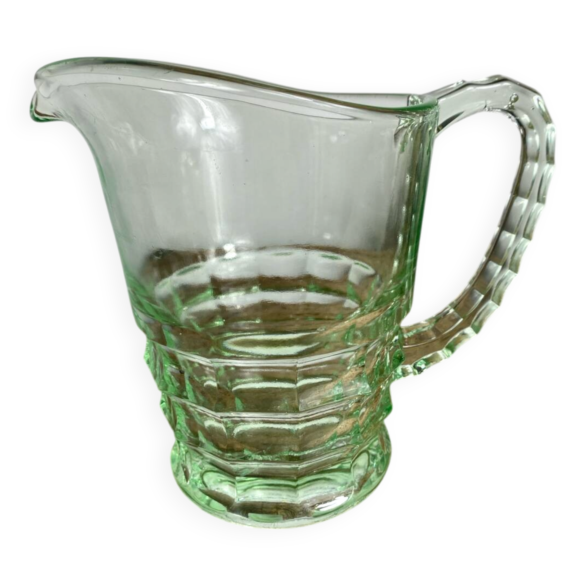 Carafe en ouraline fluorescente