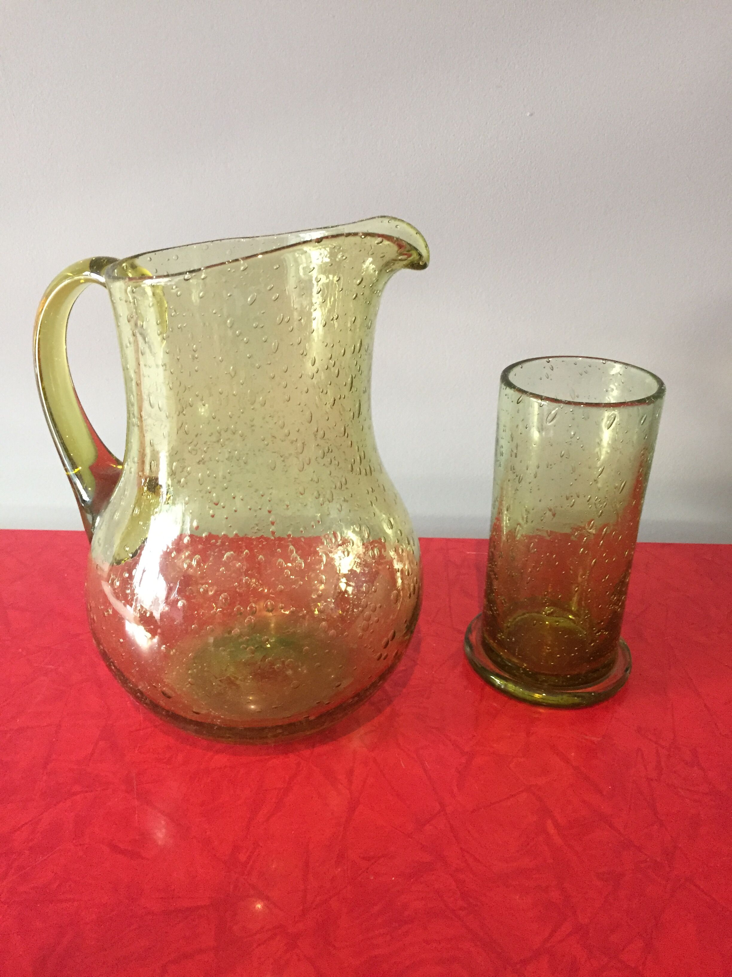 Suite of 3 pieces of biot glassware