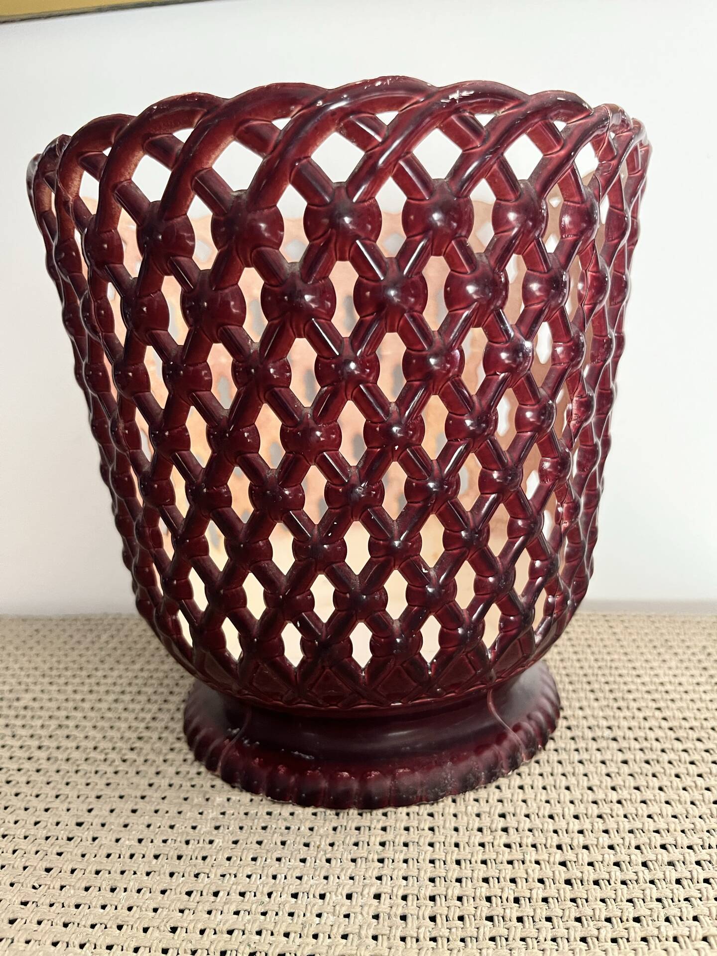 Cache pot en plastique