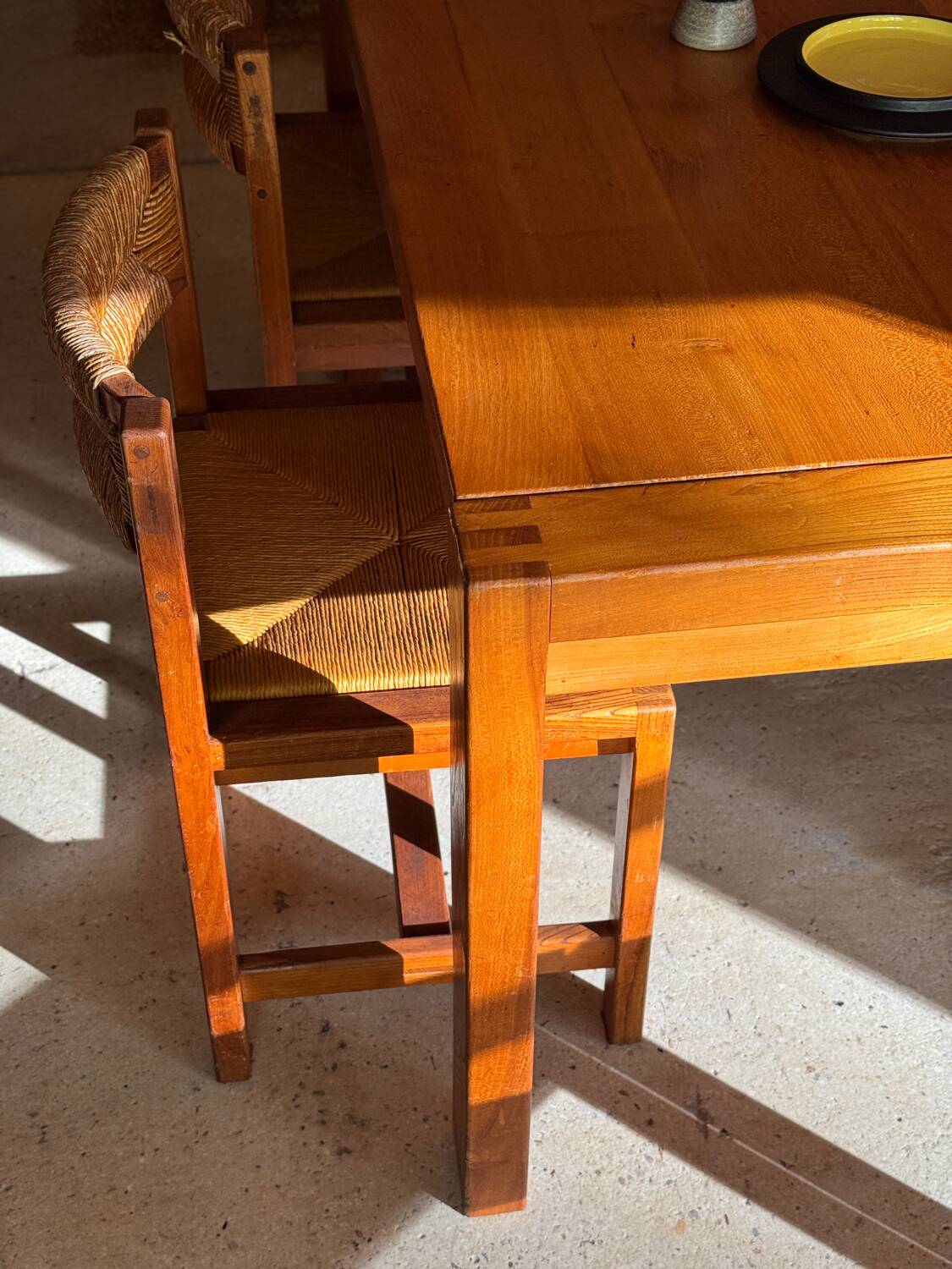 Regain 1970 table chairs