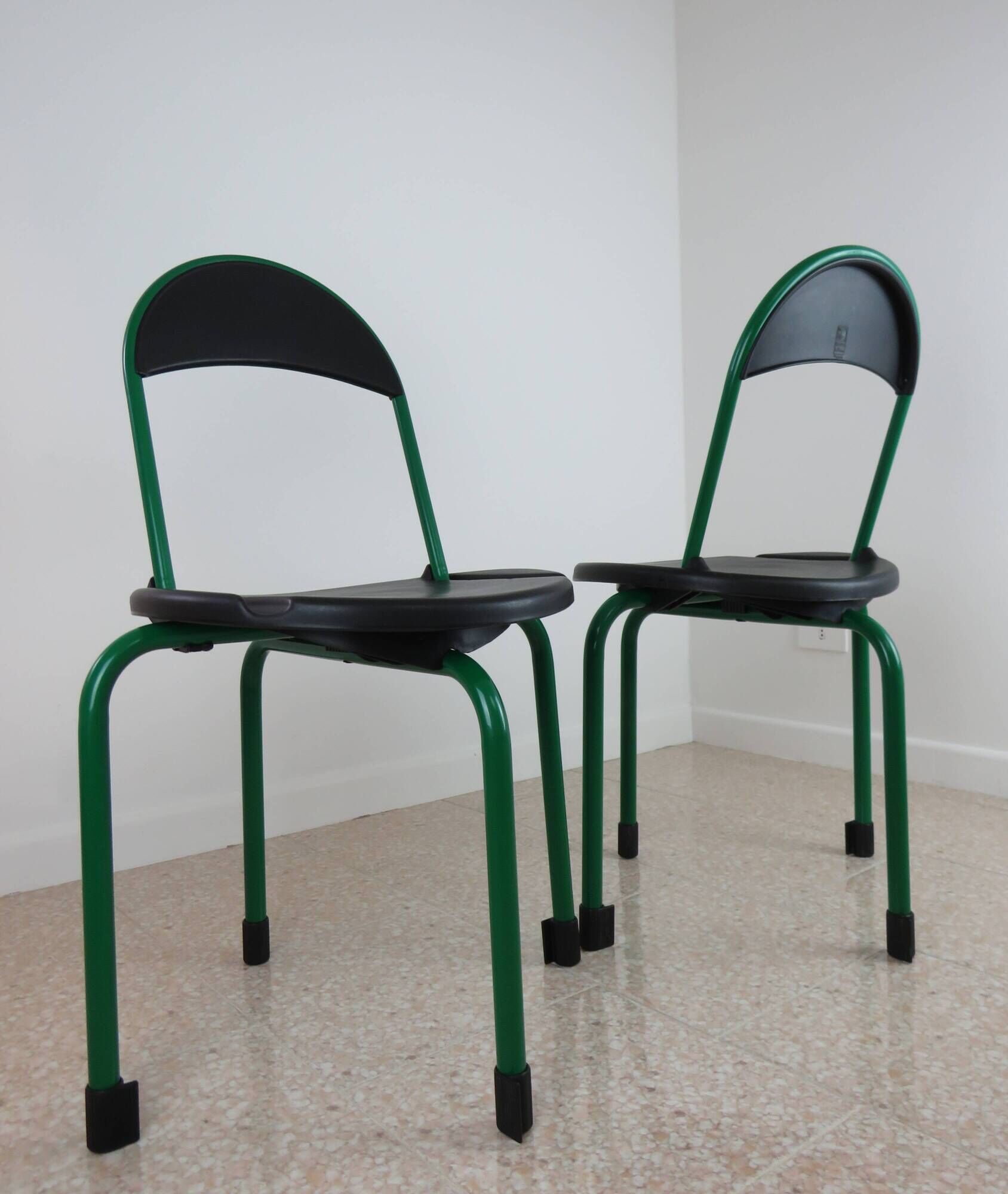 Pair of folding chairs model "Clark" by Lucci and Orlandini for Lamm 1985