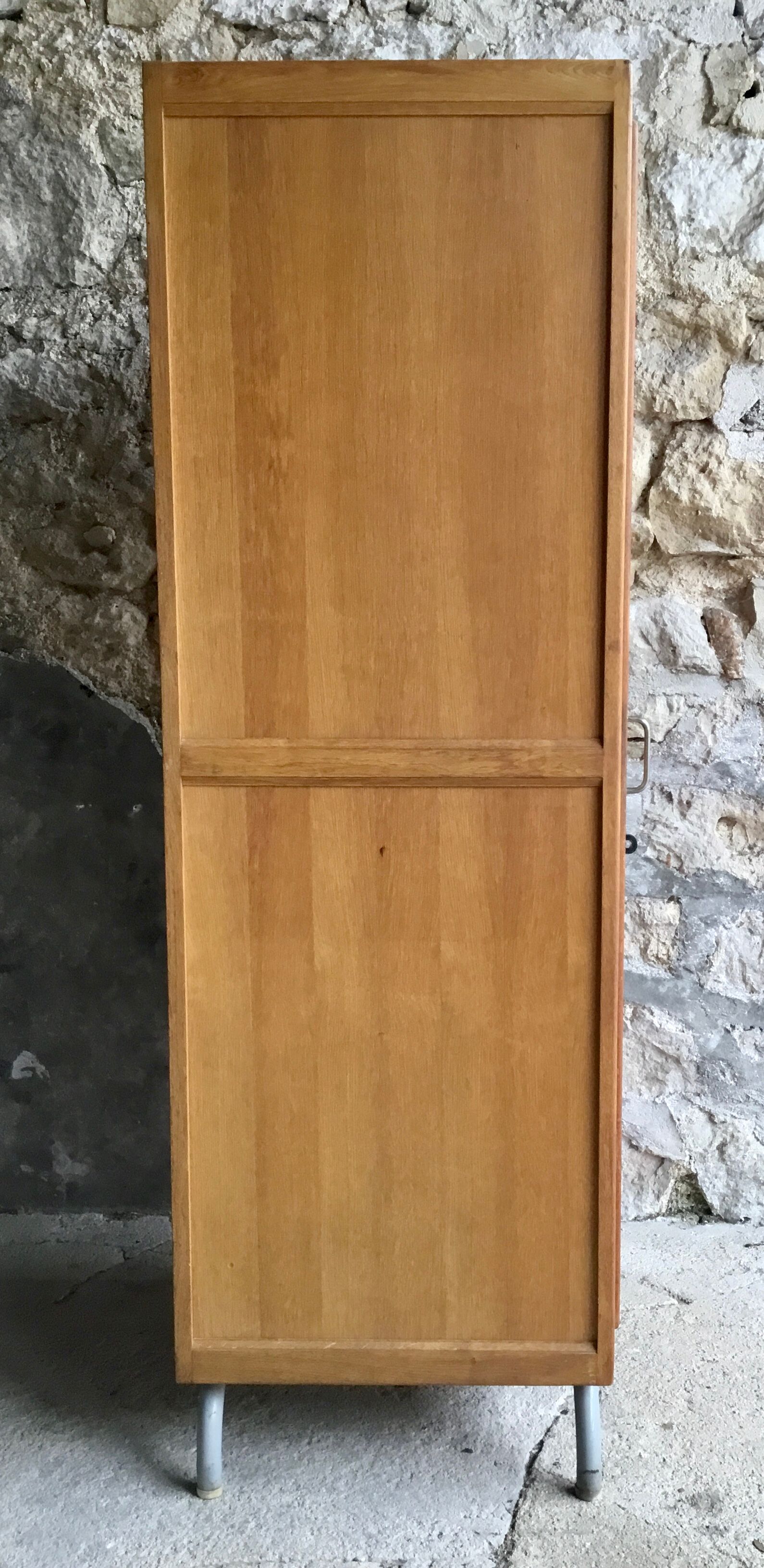 Vestiaire d’internat édition Multiplex 1950