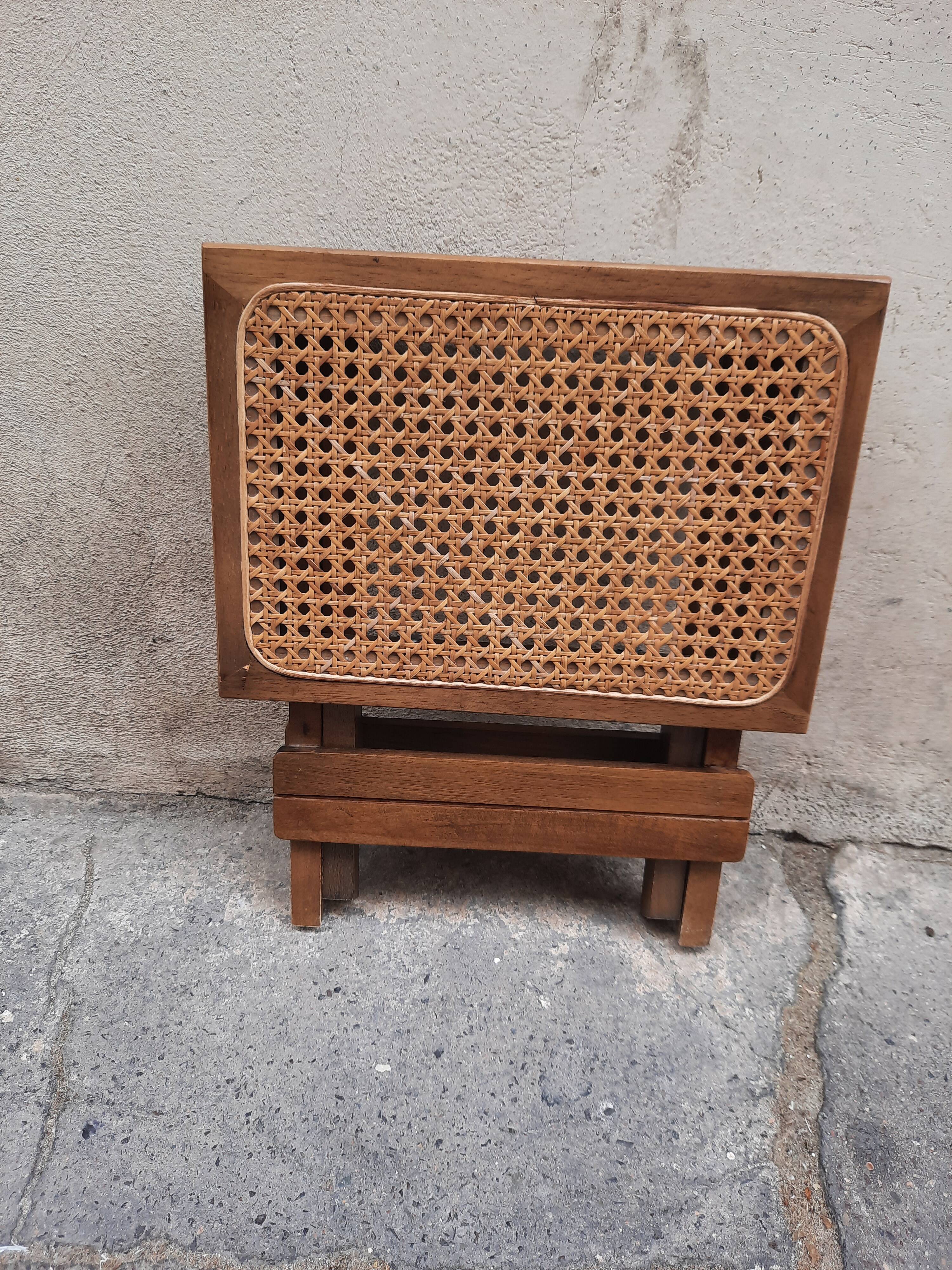 Folding stool cannage